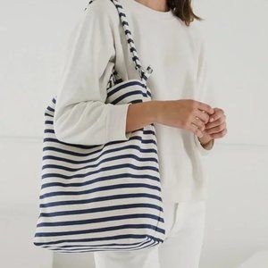 BAGGU Duck Bag Canvas Shopper Tote w/ Strap & Pocket - Sailor Stripe Blue/Cream